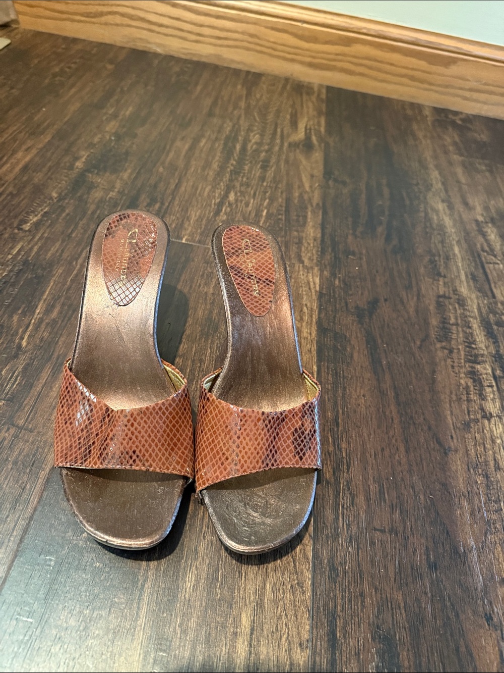New-made in Italy  Brown Snake-Print Slide Heels - Picture 2 of 7